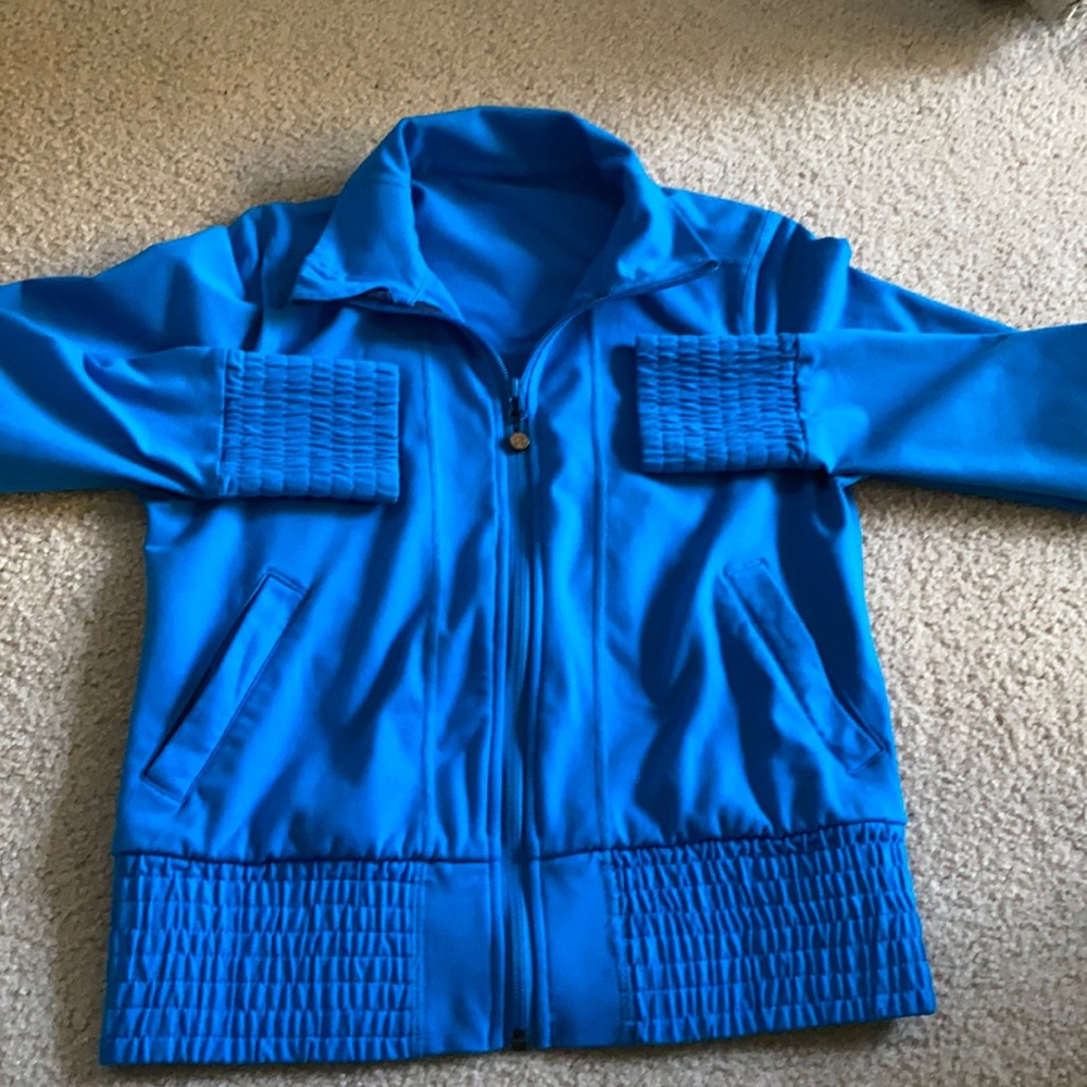 Blue lululemon boomer style jacket